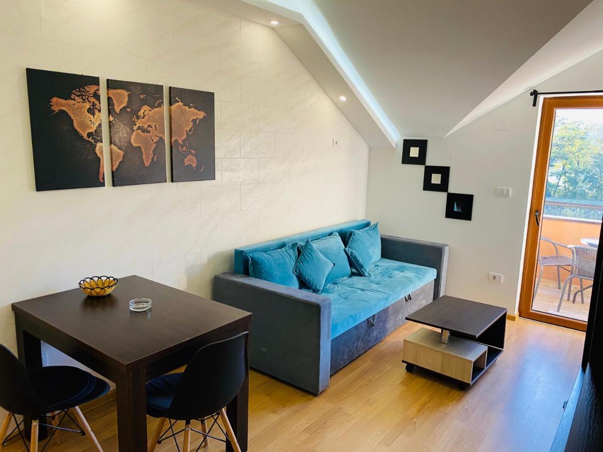 Apartmani Borova 2 Veliko Gradiste Bagian luar foto