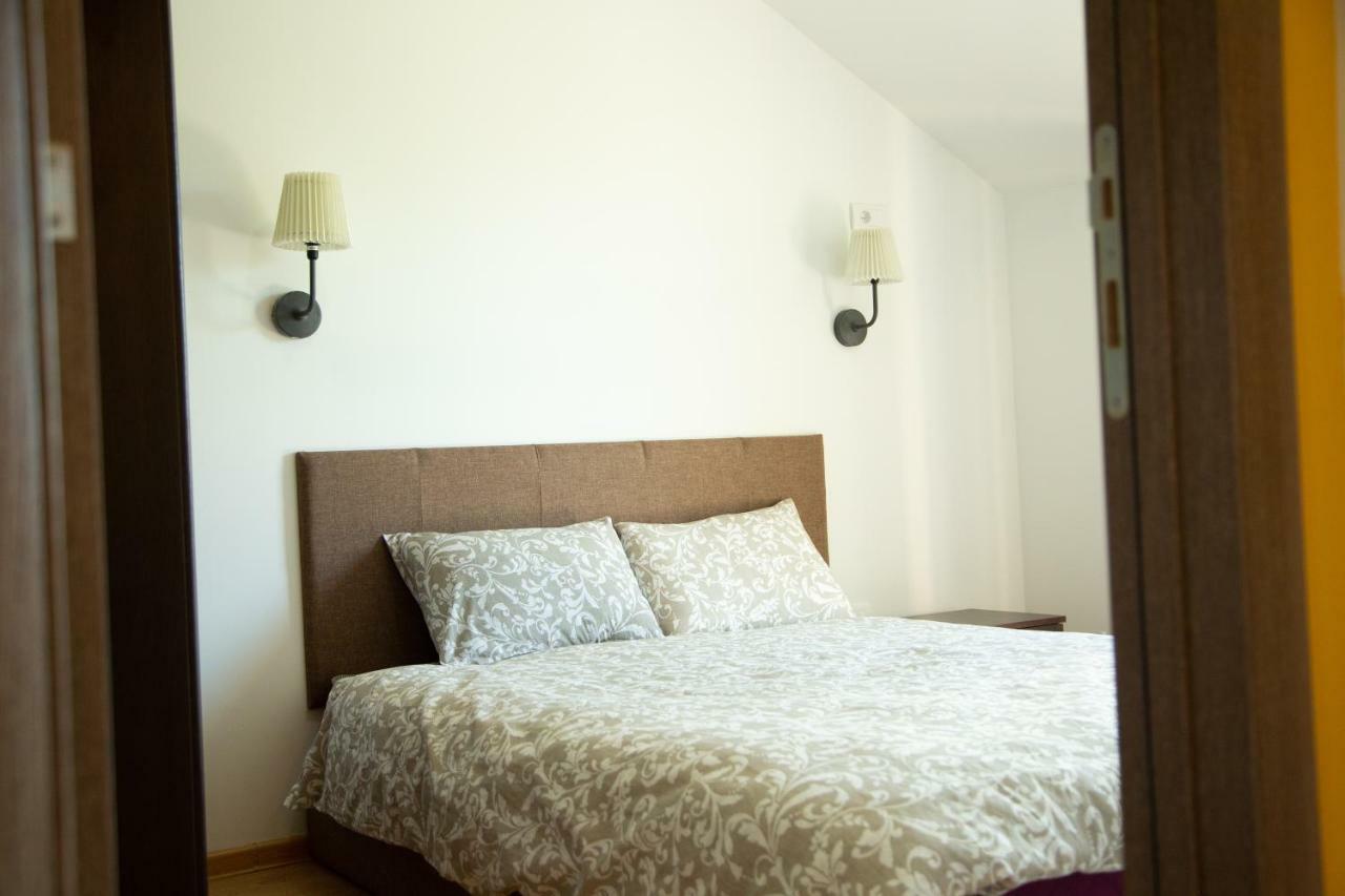 Apartmani Borova 2 Veliko Gradiste Bagian luar foto